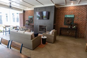 The Legacy at Walton Kennesaw Mountain beautiful courtyard with gas grills fountain